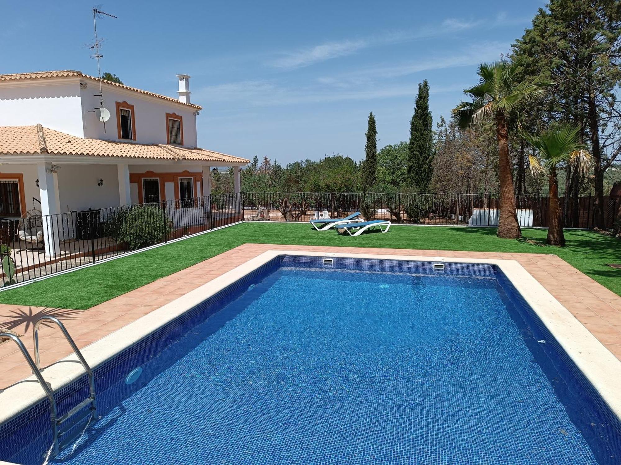 Casa Sierrecilla Homestay *
